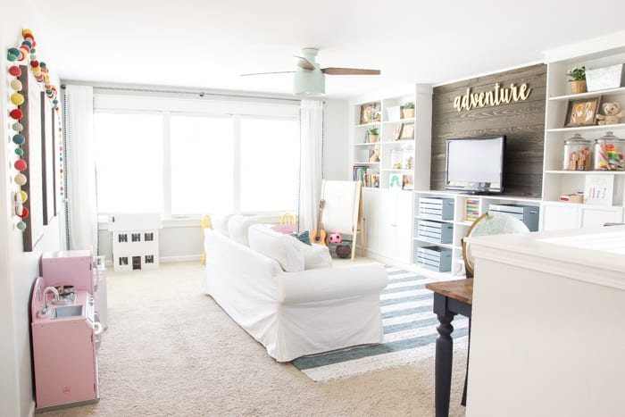 Eclectic Farmhouse Playroom Makeover | unigumushane.com - A boring and cluttered playroom gets a modern eclectic farmhouse makeover on a budget with DIY projects, smart storage solutions, and inexpensive finds. popular pin