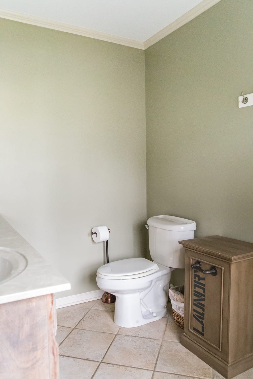 Budget Master Bathroom Refresh Reveal | before