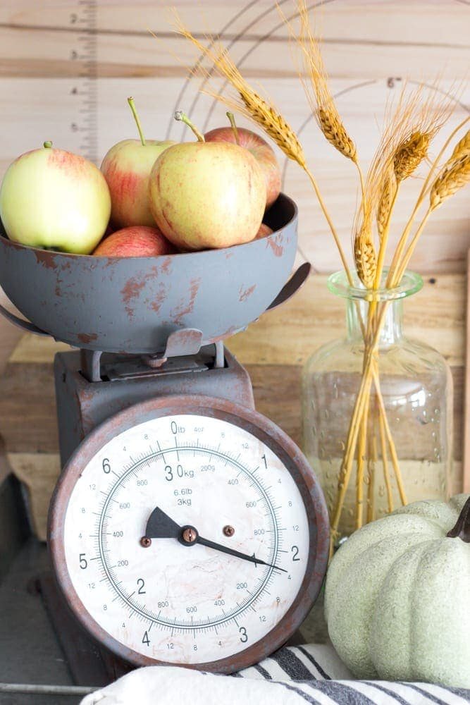Fall Home Tour 2016 | unigumushane.com - Tips and tricks for how to incorporate fall decor easily and inexpensively in your home.