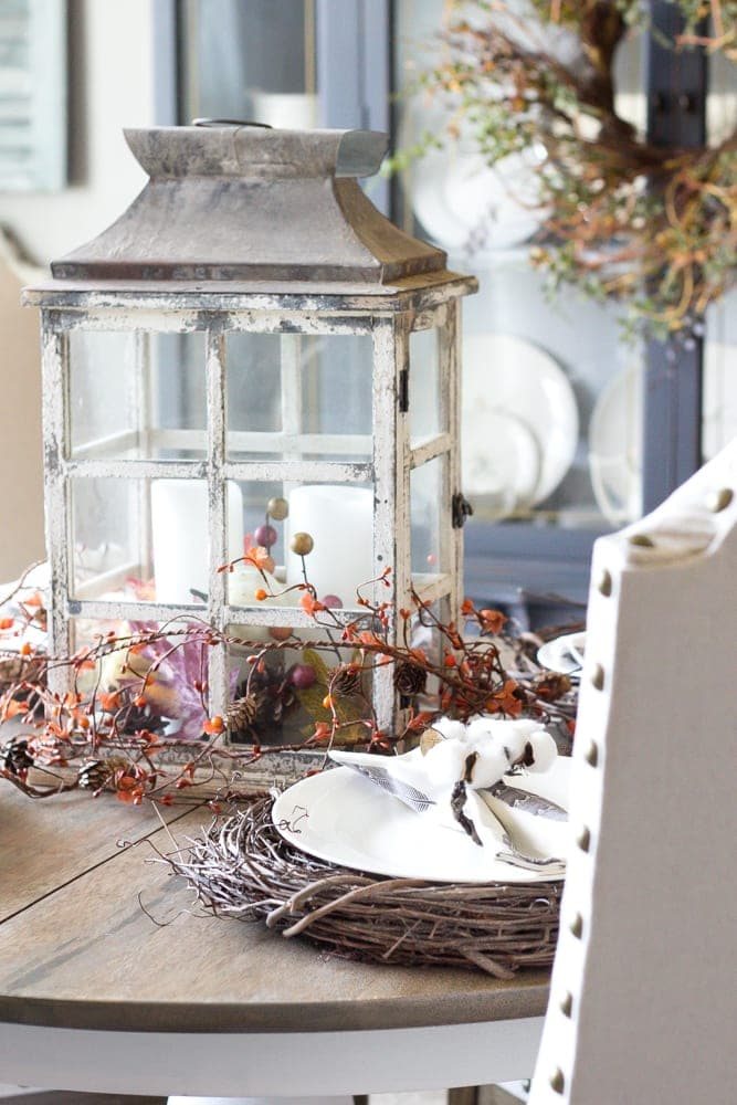 Fall Home Tour 2016 | unigumushane.com - Tips and tricks for how to incorporate fall decor easily and inexpensively in your home.