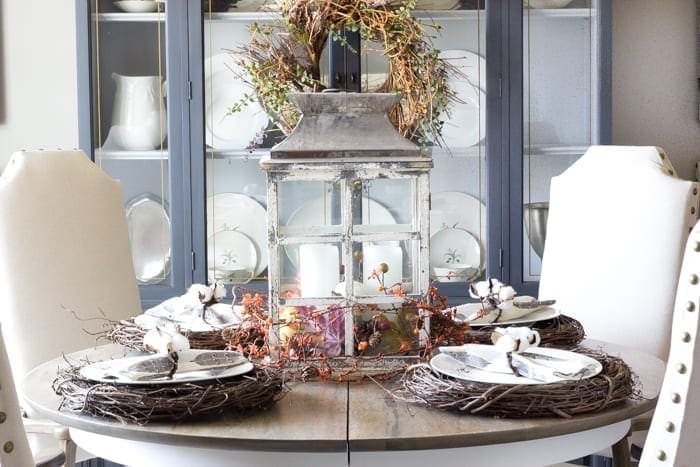 Fall Home Tour 2016 | unigumushane.com - Tips and tricks for how to incorporate fall decor easily and inexpensively in your home.
