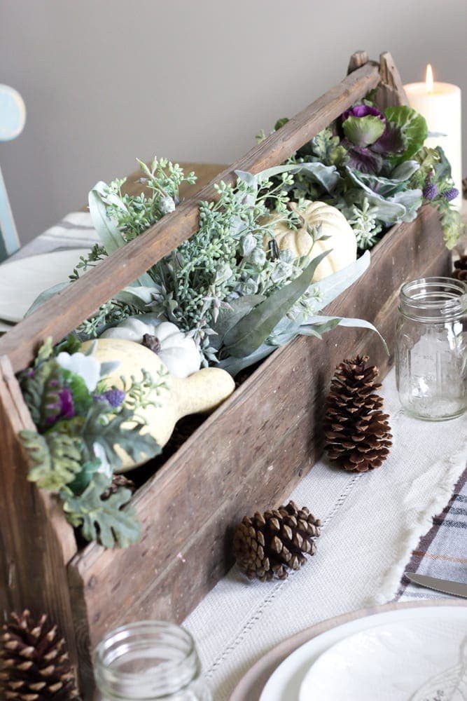 Fall Home Tour 2016 | unigumushane.com - Tips and tricks for how to incorporate fall decor easily and inexpensively in your home.