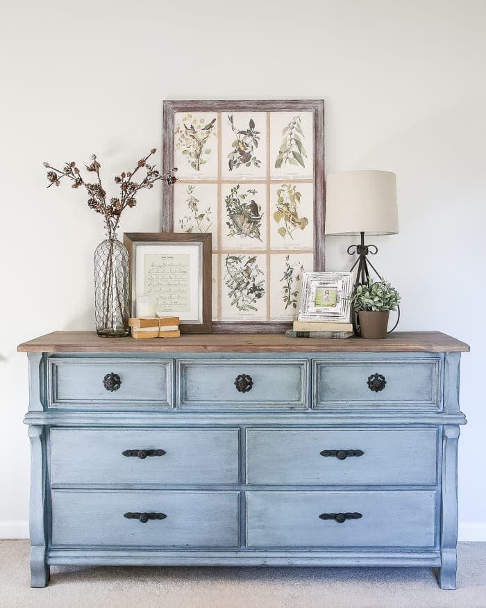 French Blue Dresser Makeover | unigumushane.com - An orange wood thrifted dresser gets a French blue makeover using Fusion Mineral Paint in Champness and Homestead House Wax in Espresso.