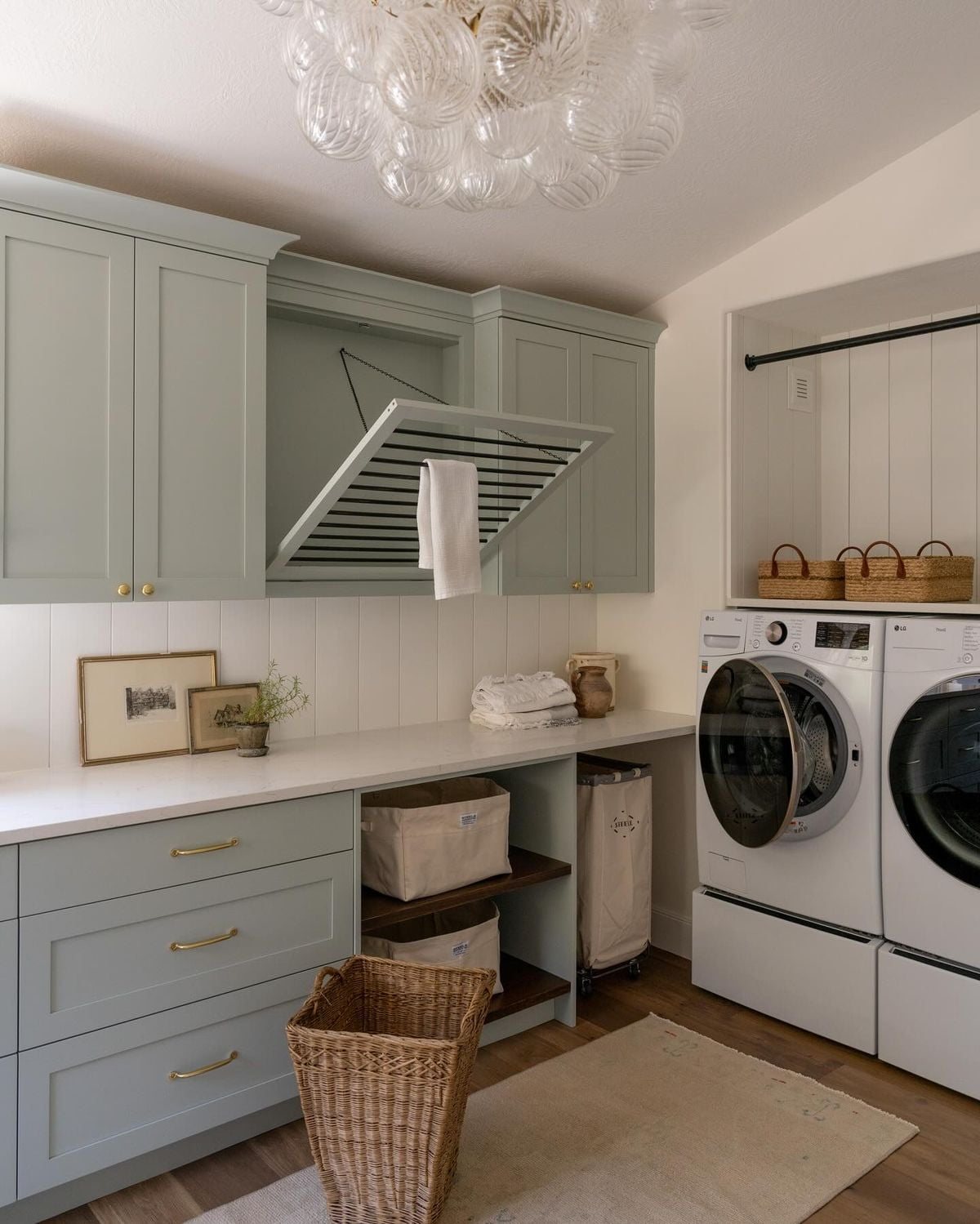 laundry washer dryer pedestals