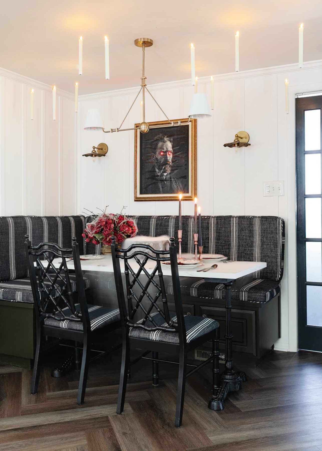 Halloween Table Decor Ideas for a Murder Mystery Party