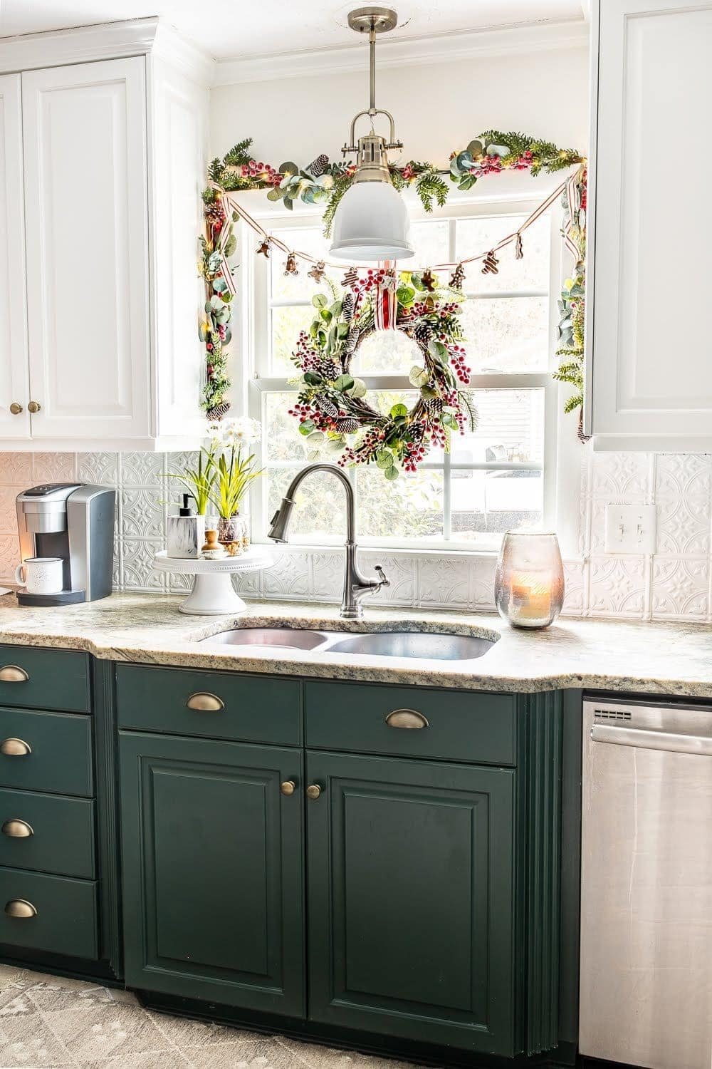 Christmas decor ideas | Hang a wreath and garland on a kitchen window