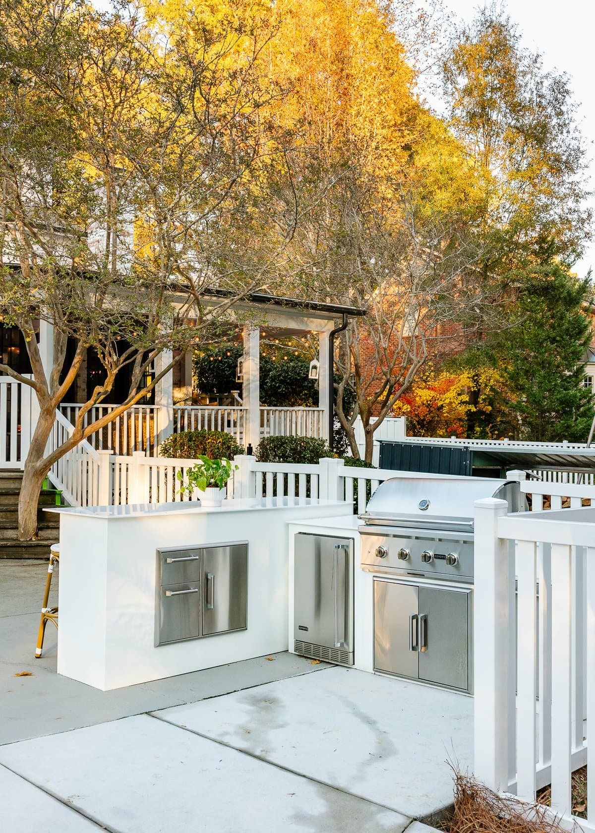 modular outdoor kitchen in a backyard remodel