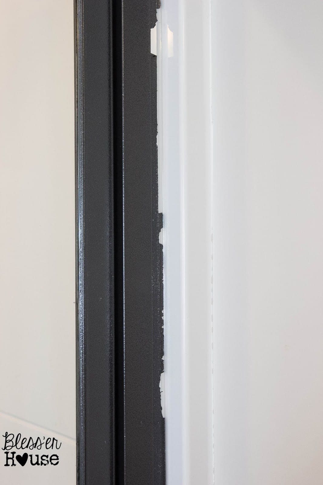 How NOT to Paint a Shower Door (And How to Fix Spray Paint Mistakes) | Unigumushane