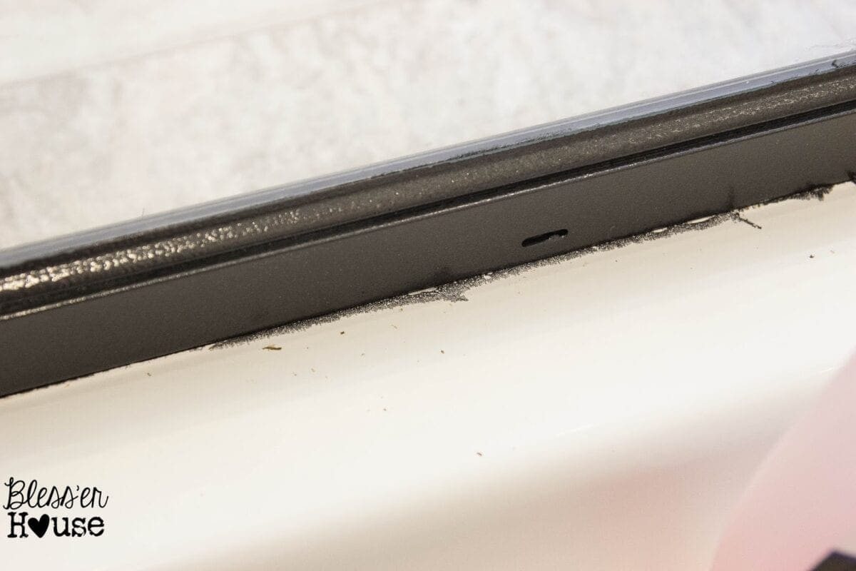 How NOT to Paint a Shower Door (And How to Fix Spray Paint Mistakes) | Unigumushane