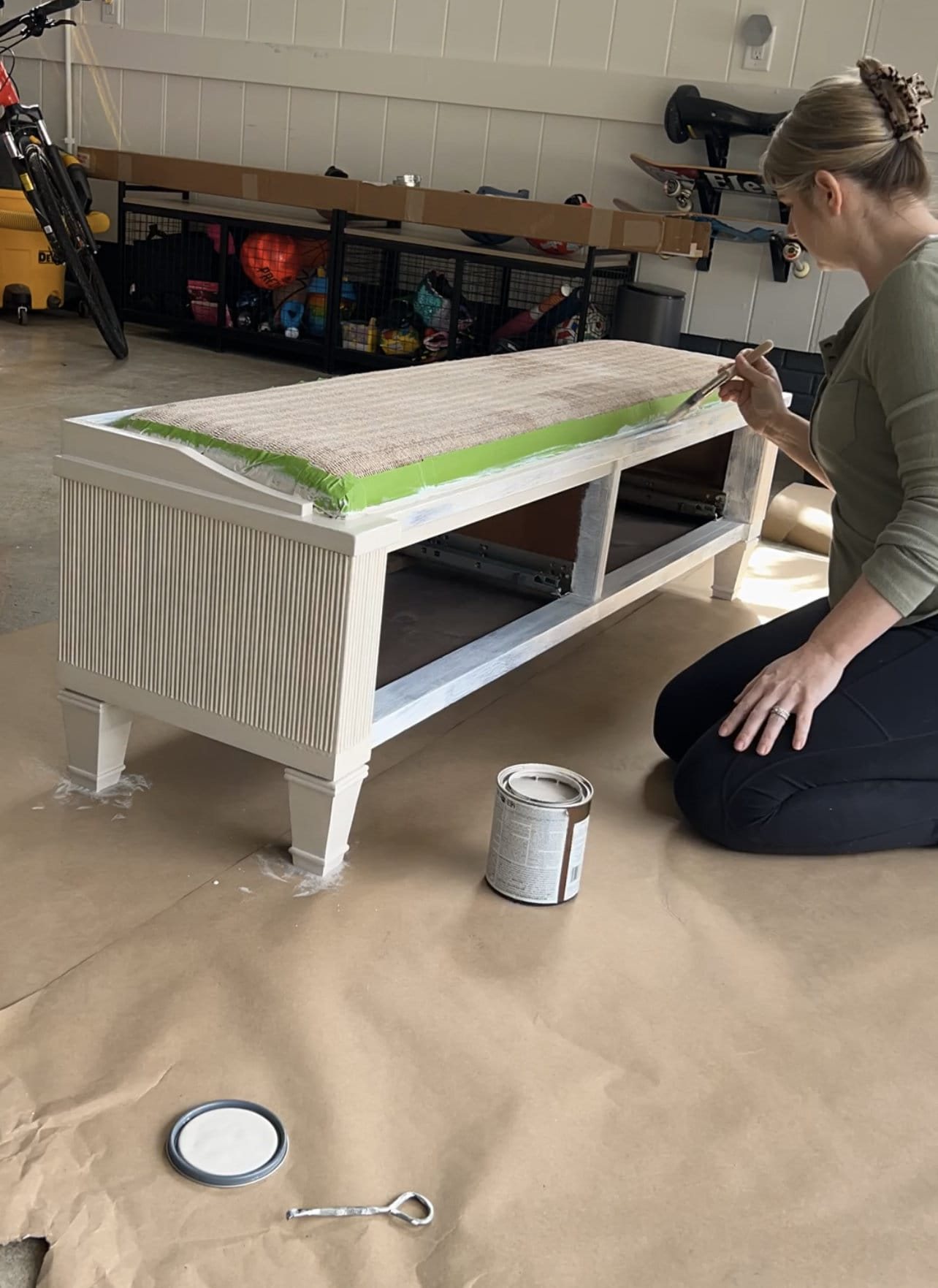 painting a reeded bench Sherwin Williams Anew Gray