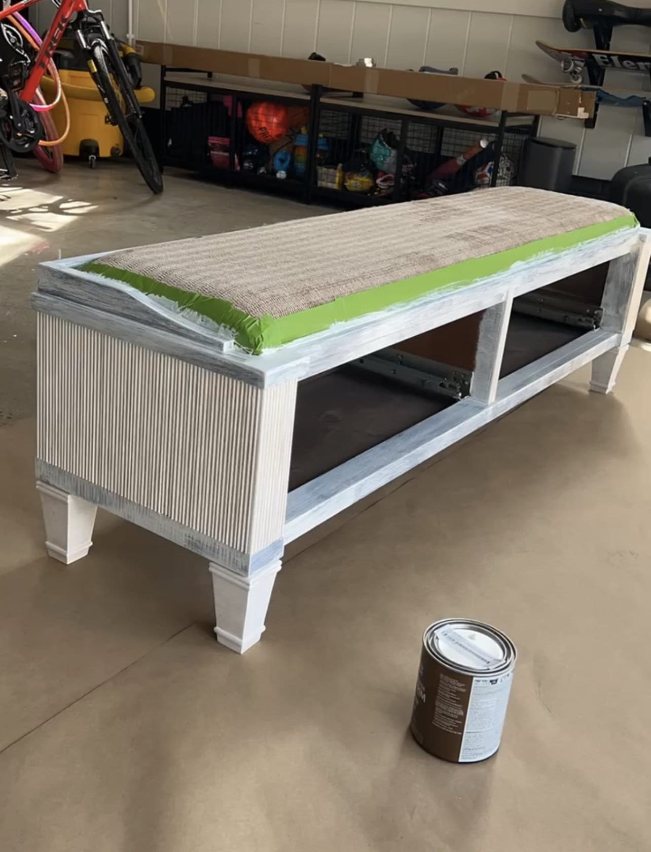 reeded bench primed