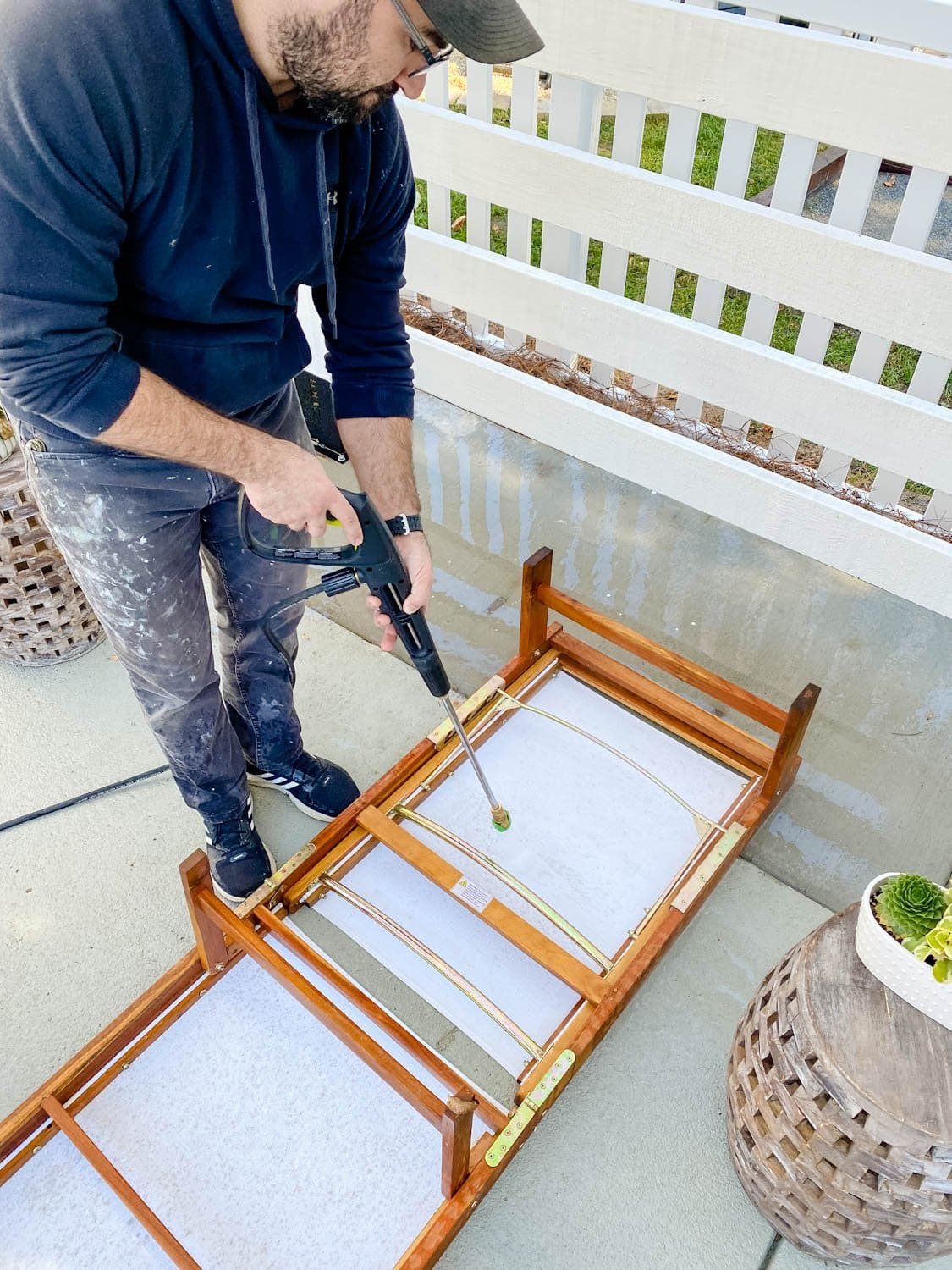 outdoor furniture cleaning with a power washer