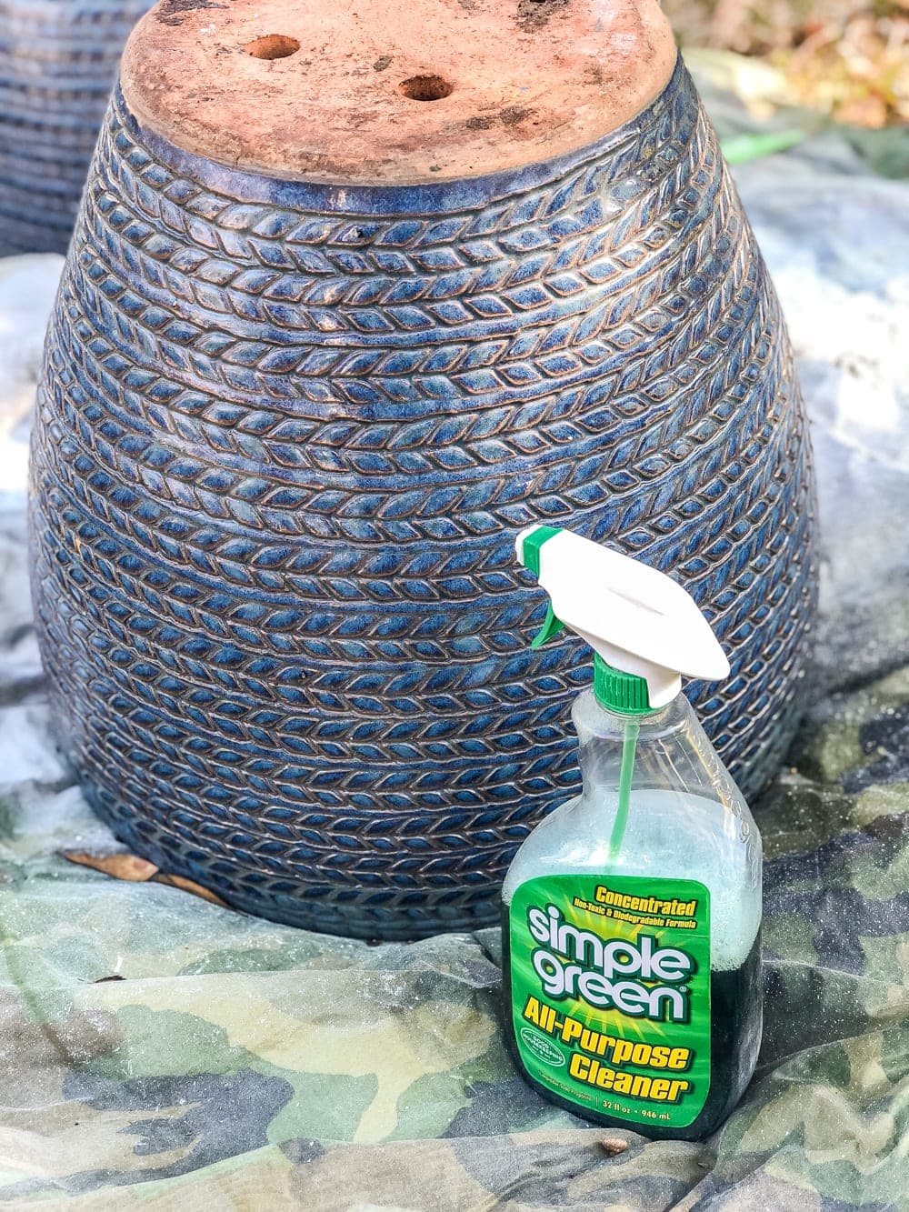 How to Distress Anything With 1 Simple Trick | Pottery Barn look-alike Tuscan style weathered planters using just spray paint