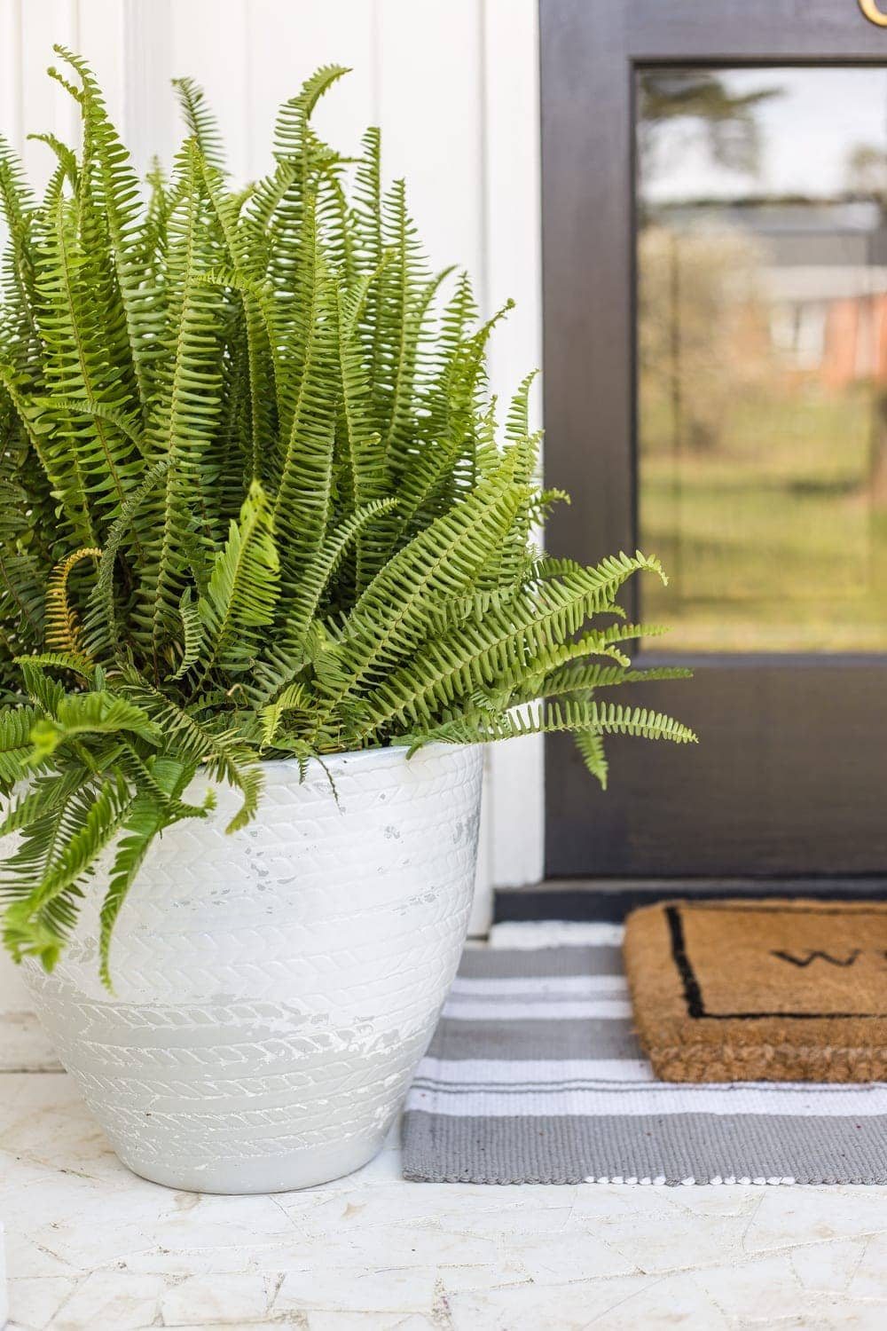 How to Distress Anything With 1 Simple Trick | Pottery Barn look-alike Tuscan style weathered planters using just spray paint