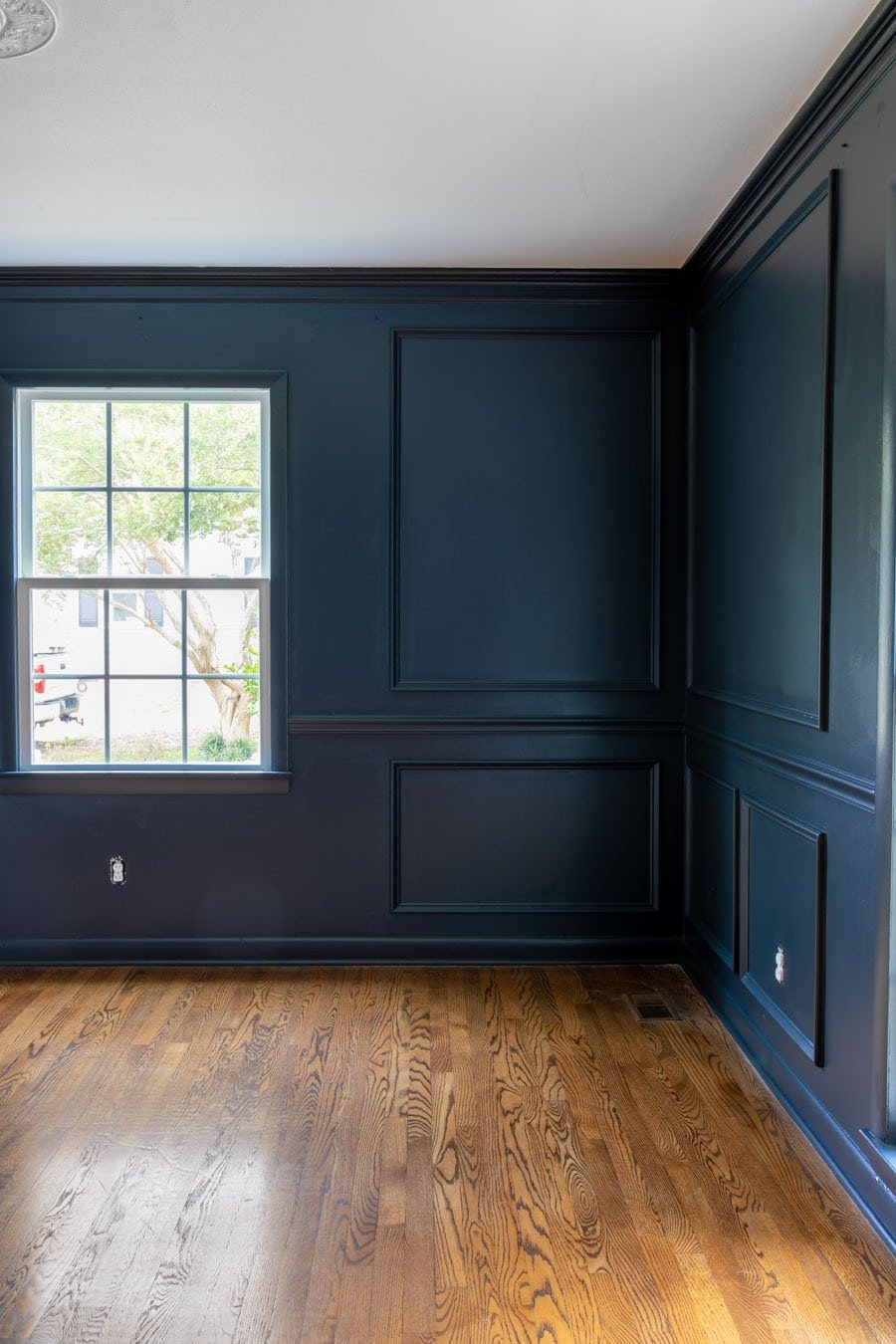 Best Navy Blue Paint Colors Recommended By Designers