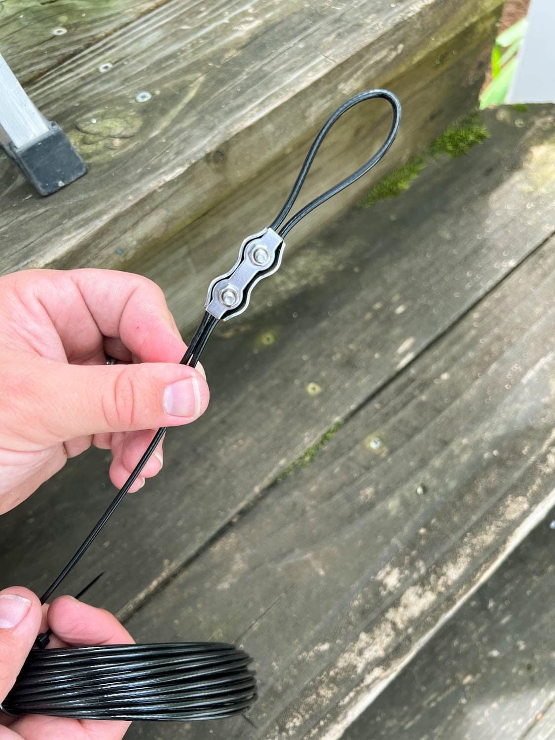 making a cable loop to rig lights from a bracket