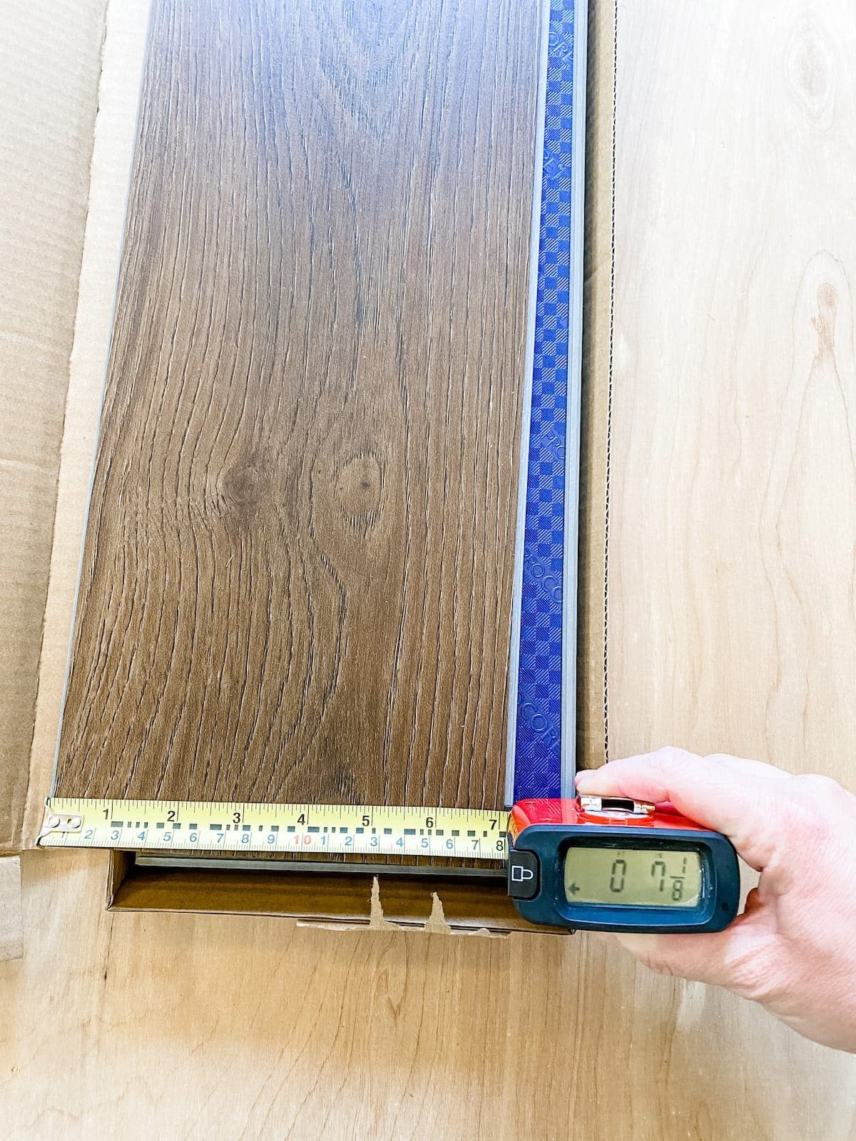 measuring LVP flooring for planning a room