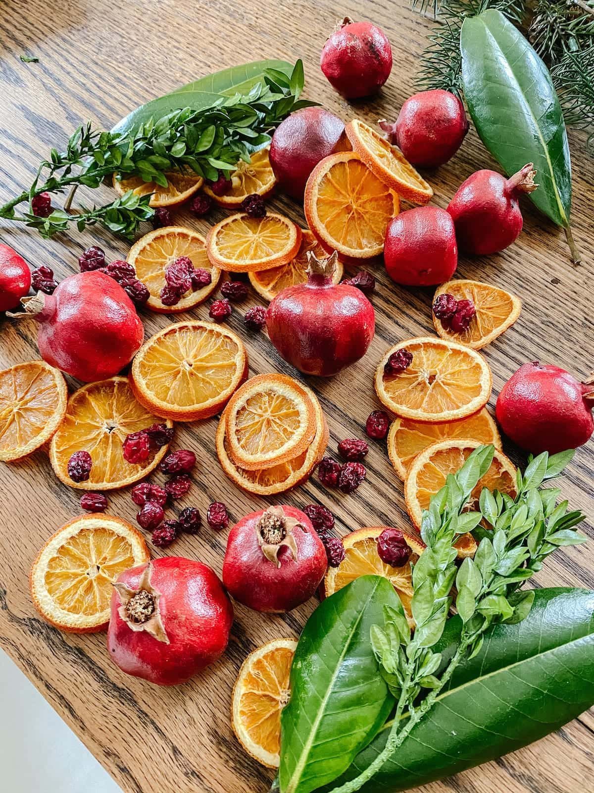dried fruit and leaves for Christmas decor