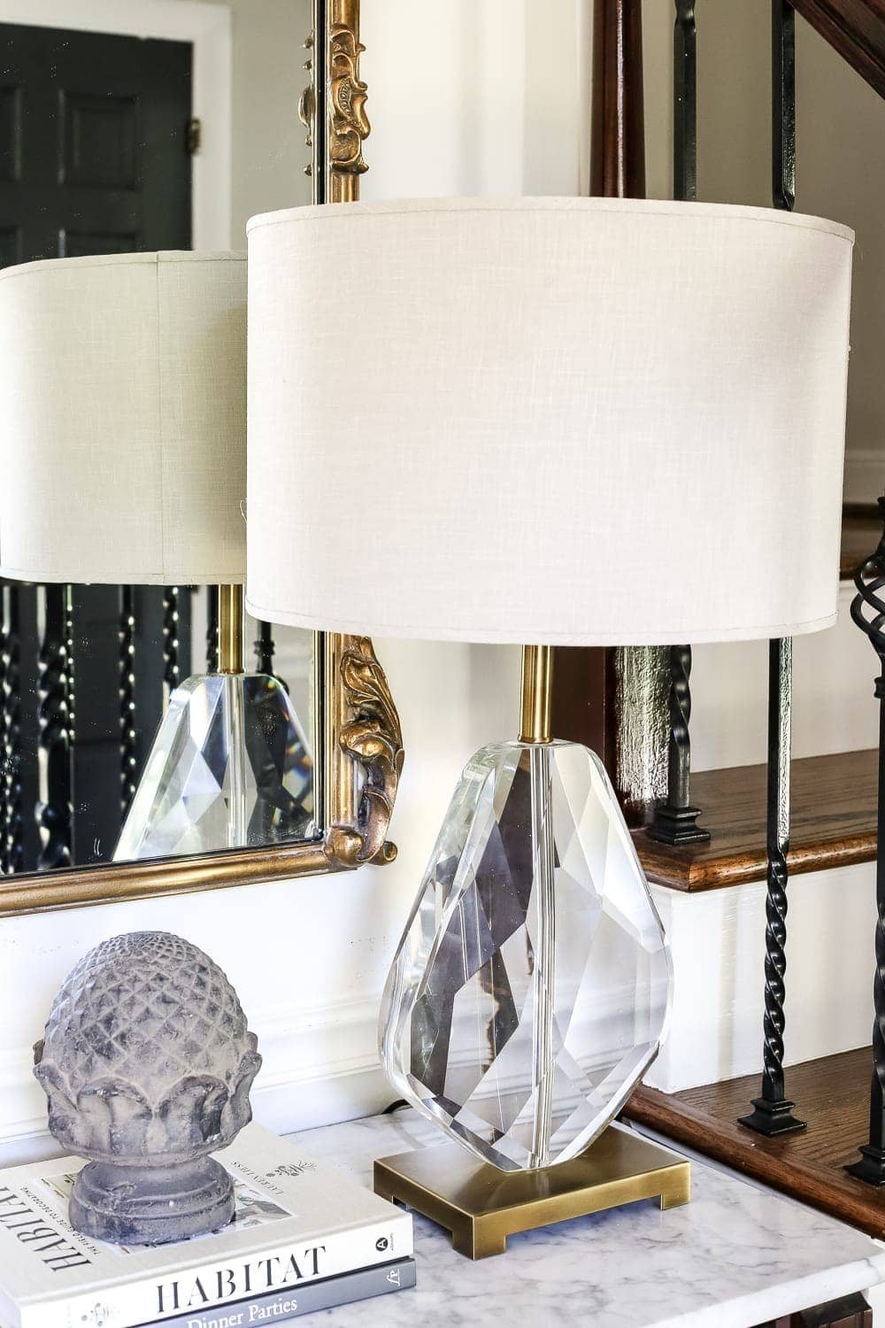 How to Make Your Home Look Luxurious on a Budget | unigumushane.com - 8 tips to make your home look luxurious on a budget with ideas for choosing finishes, lighting, art, and small details that only look expensive. foyer entryway