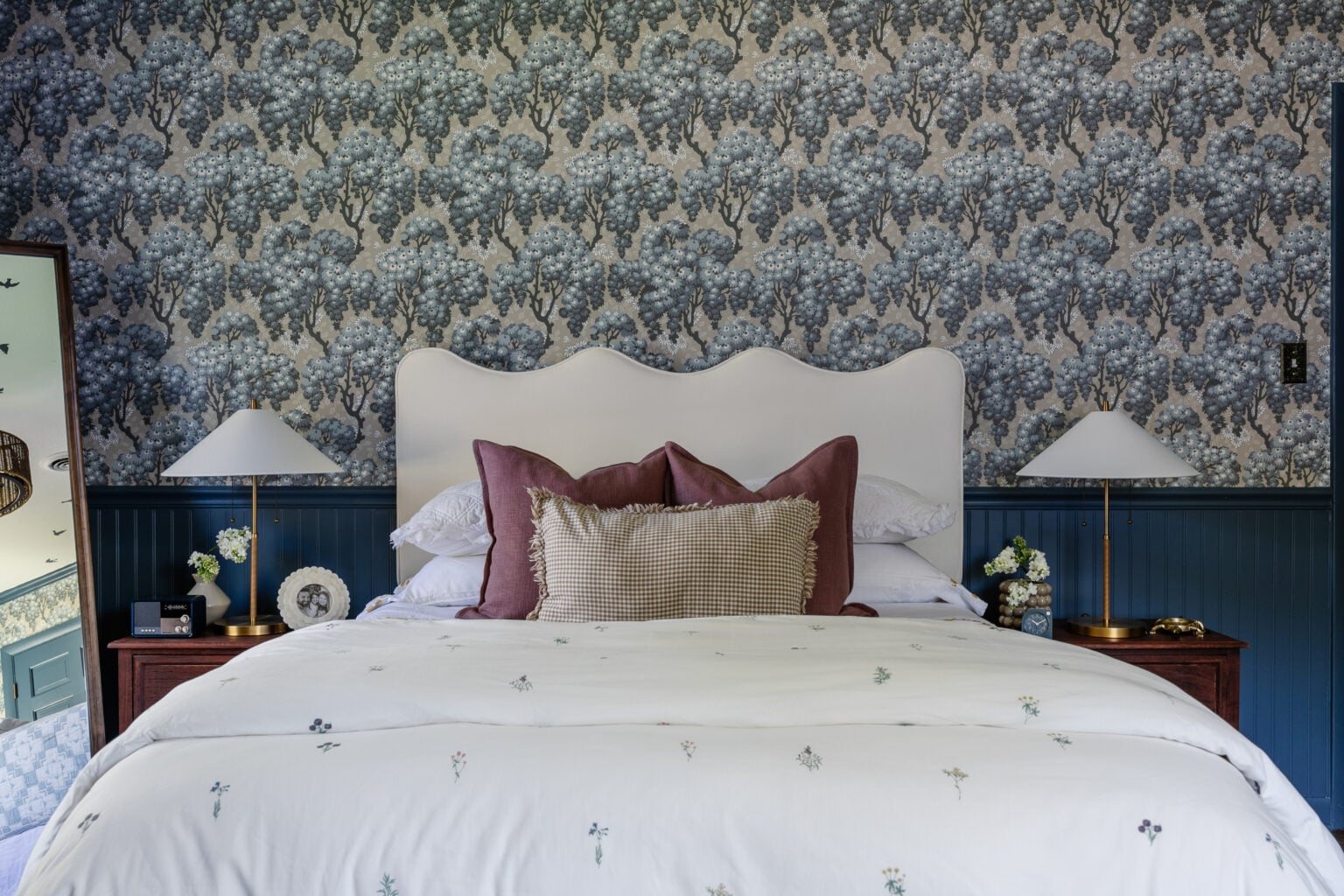 mixed patterns in teen girl's room