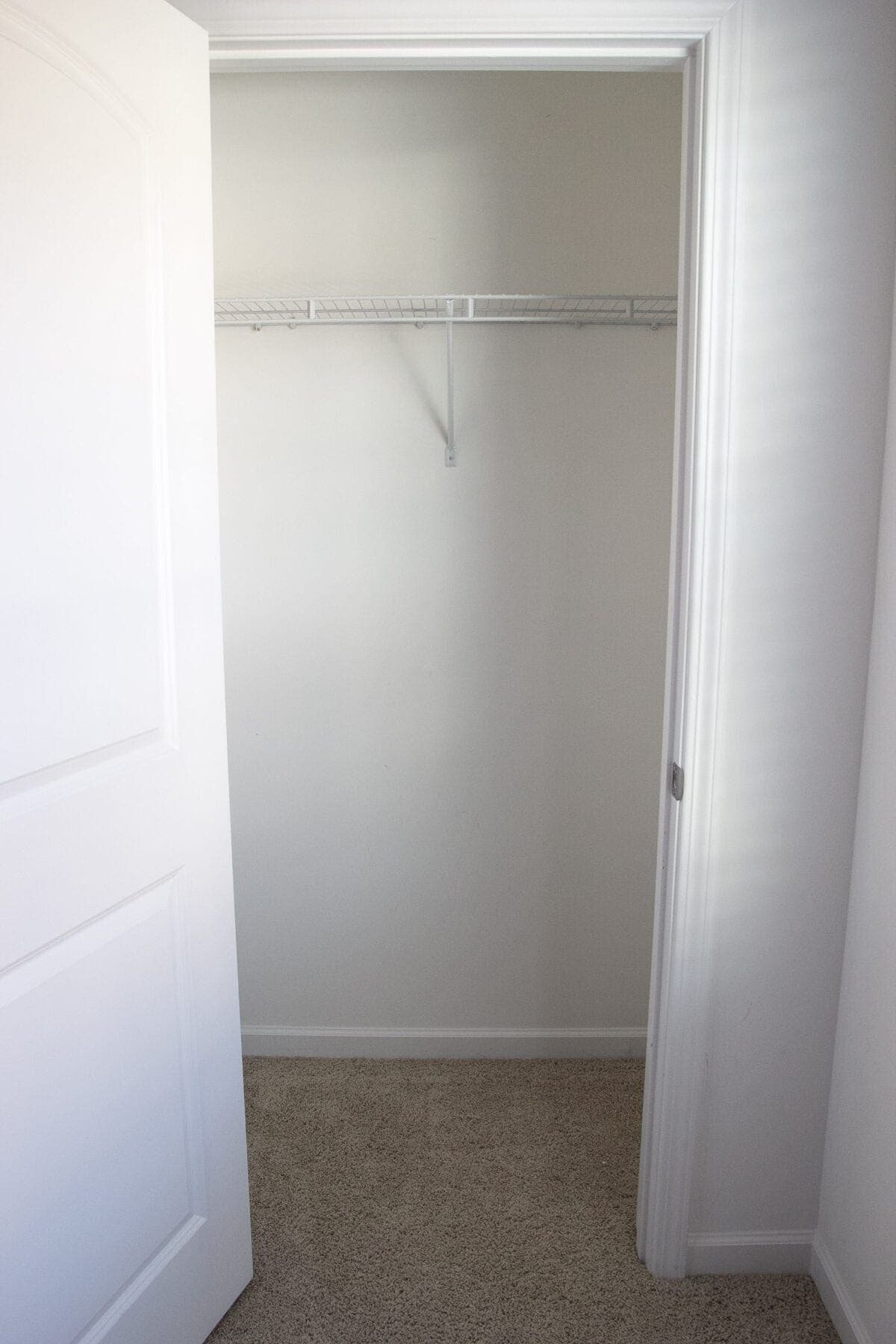 How to Organize a Craft Closet Like a Rockstar | unigumushane.com