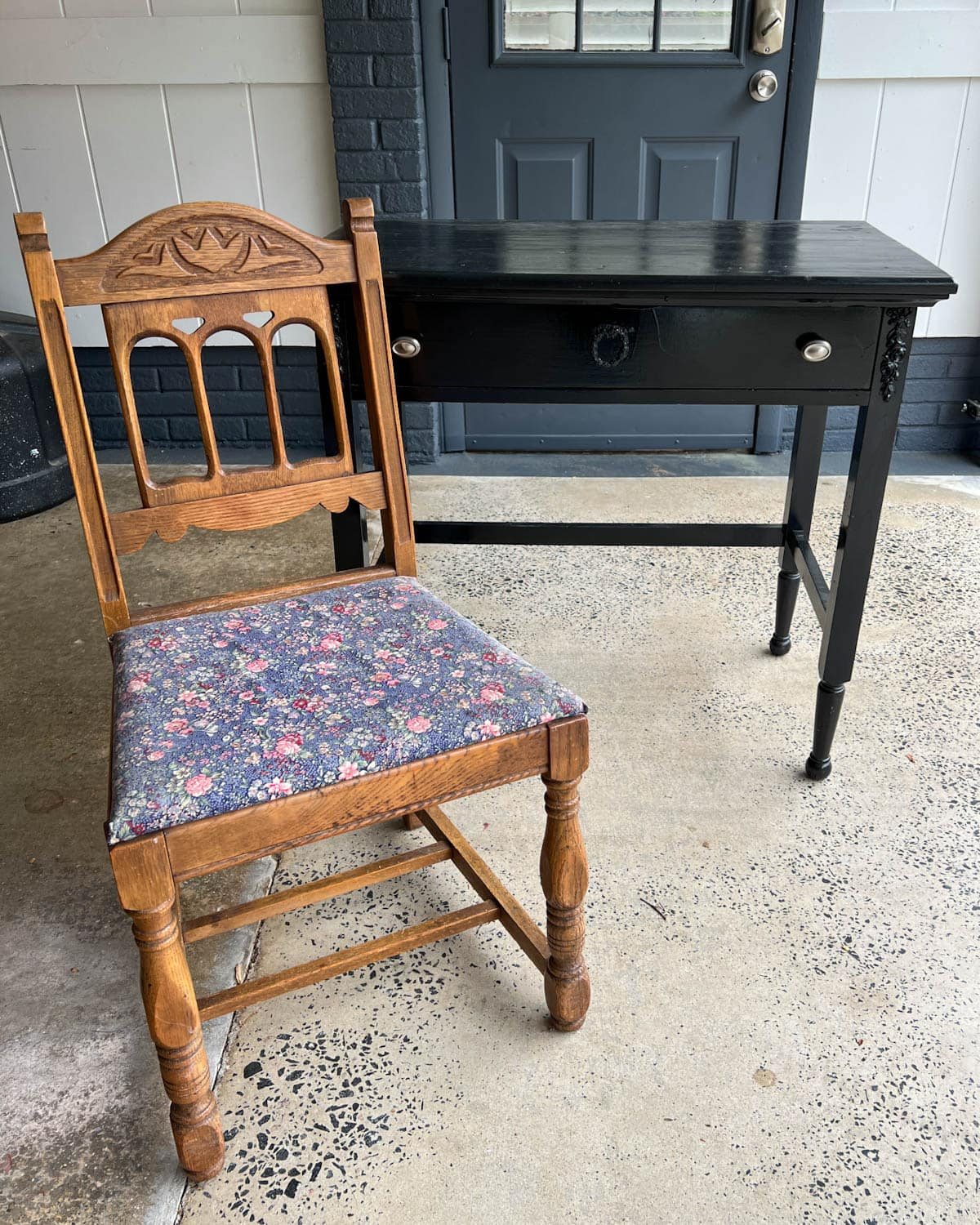 wood chair and desk before