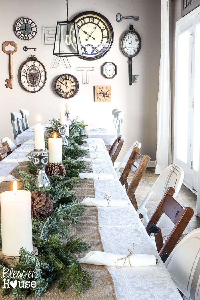 How to Set a Large Holiday Table on a Budget | unigumushane.com