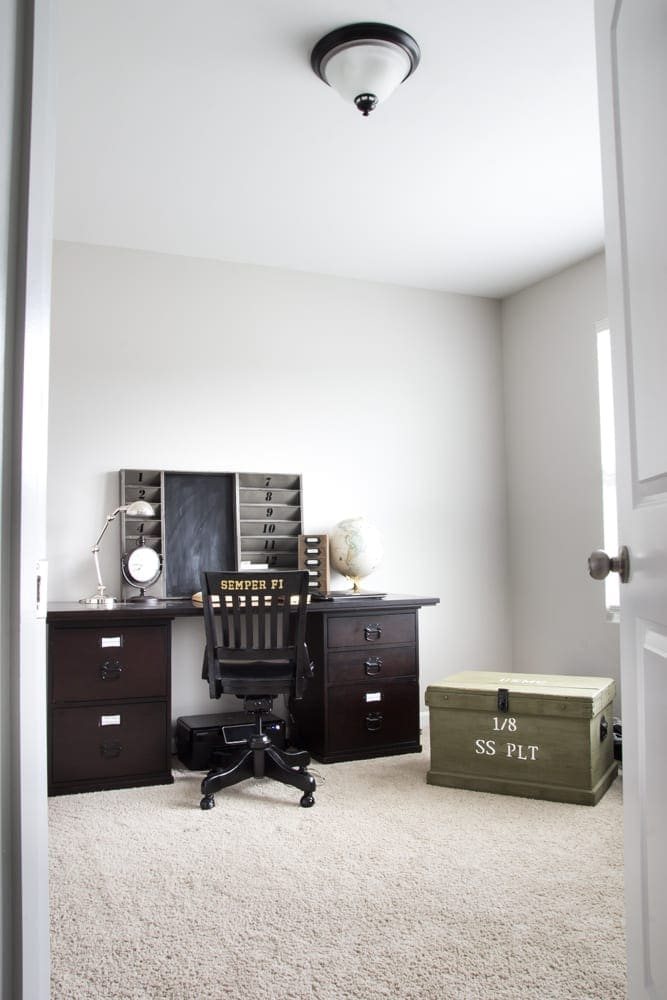 Industrial Military Office Reveal | unigumushane.com - An masculine office makeover using lots of DIYs and thrift finds. Awesome space for a veteran!