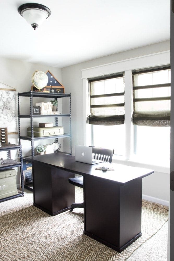 DIY Burlap Roman Shades from Blinds | unigumushane.com - A beautiful way to make pricey looking window shades for cheap!