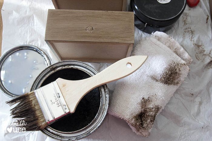 Industrial Office Supply Organizer From an Old Jewelry Box | Unigumushane