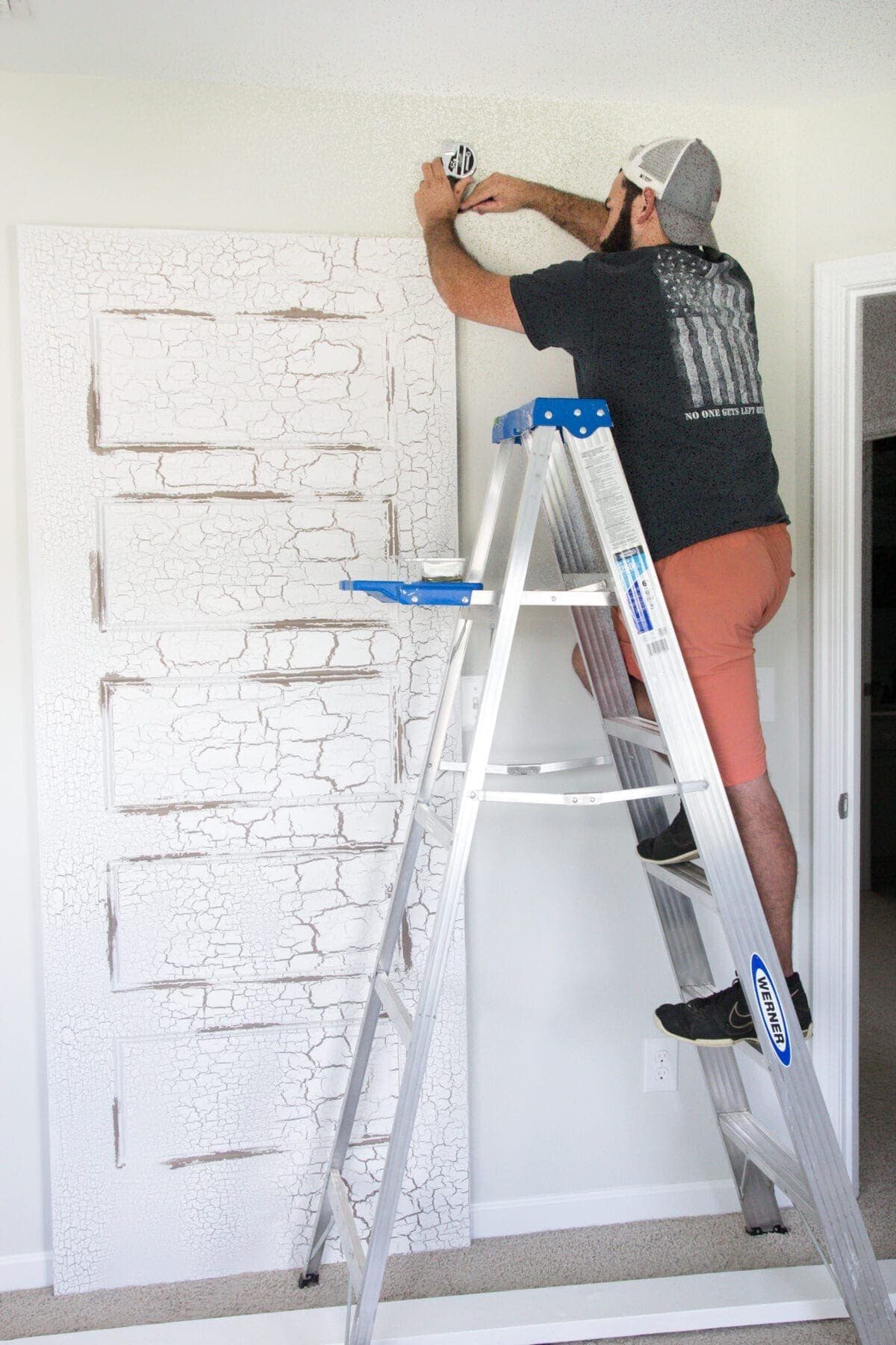 How to Install Sliding Barn Doors | unigumushane.com - A quick tutorial to show how to install sliding barn doors in 5 easy steps using a door hardware kit from @NationalHardware. #sponsored