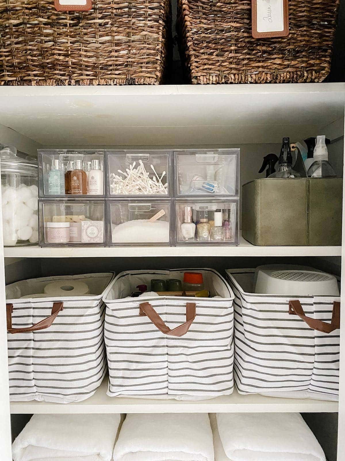 A complete tour of kids' bathroom organization ideas + all of the best organizers to make every bathroom tidy.