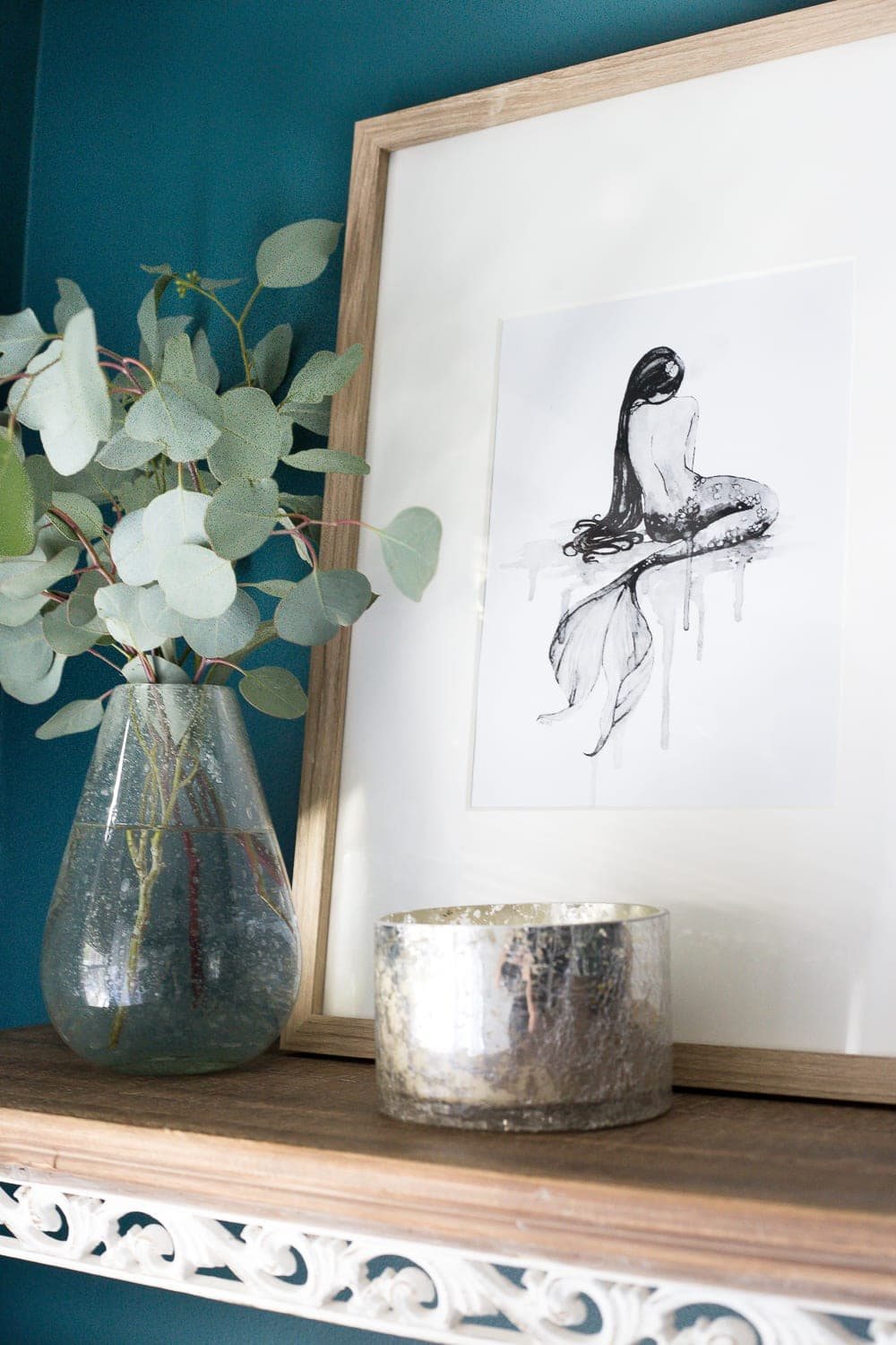 Kid's / Guest Bathroom Makeover on a Budget | unigumushane.com - A shared kid's / guest bathroom gets a full makeover for less than $500 using just paint, DIY tutorials, and decorating tricks. #bathroom #homeimprovement