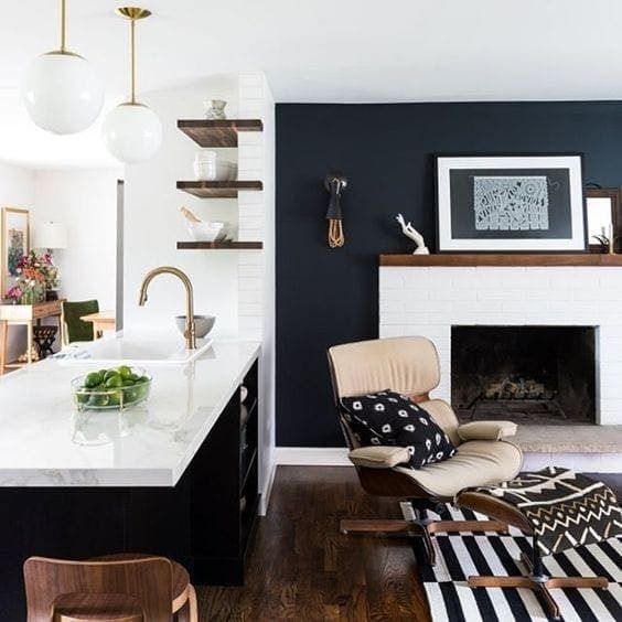 Making a Case for Black Paint | 25 gorgeous black paint room inspirations and how it can make any room feel high-end for just the cost of paint + how it can improve your quality of life.