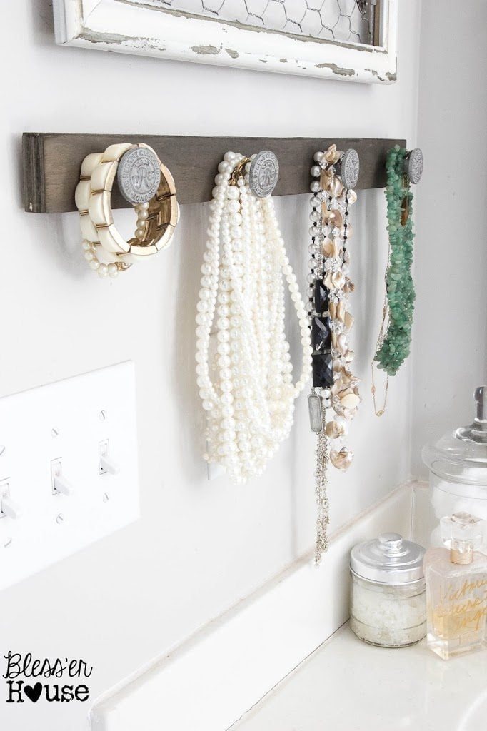 Bathroom Budget Makeover | Builder Grade to Rustic Industrial | Unigumushane