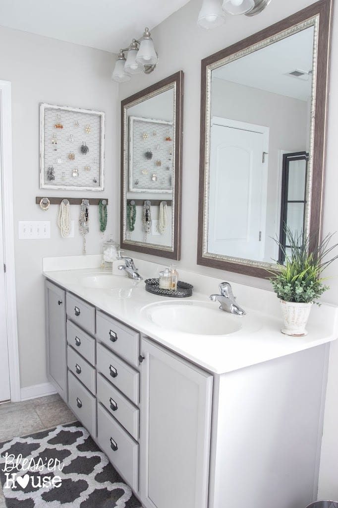 Bathroom Budget Makeover | Builder Grade to Rustic Industrial | Unigumushane