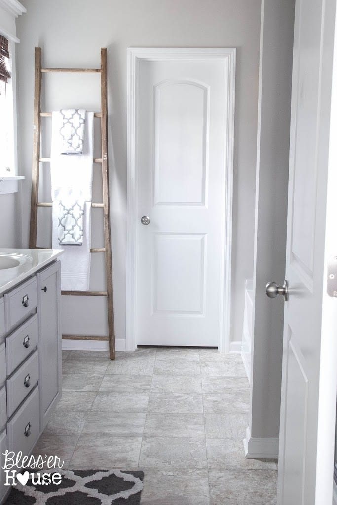 Bathroom Budget Makeover | Builder Grade to Rustic Industrial | Unigumushane