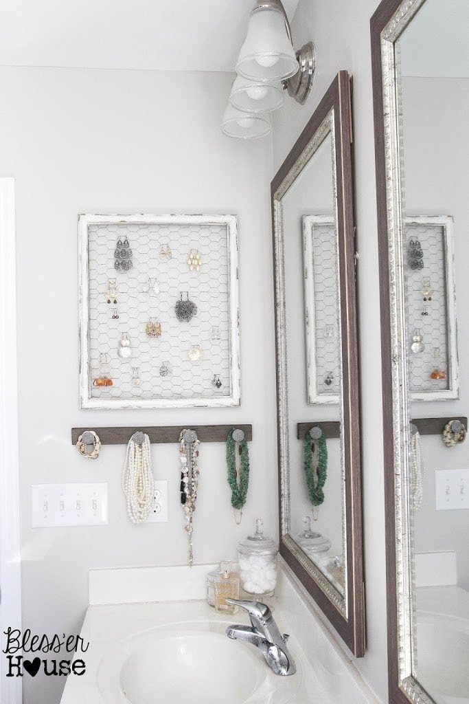 Bathroom Budget Makeover | Builder Grade to Rustic Industrial | Unigumushane