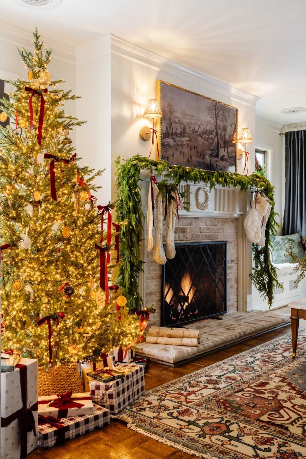 modern traditional colonial christmas home tour living room