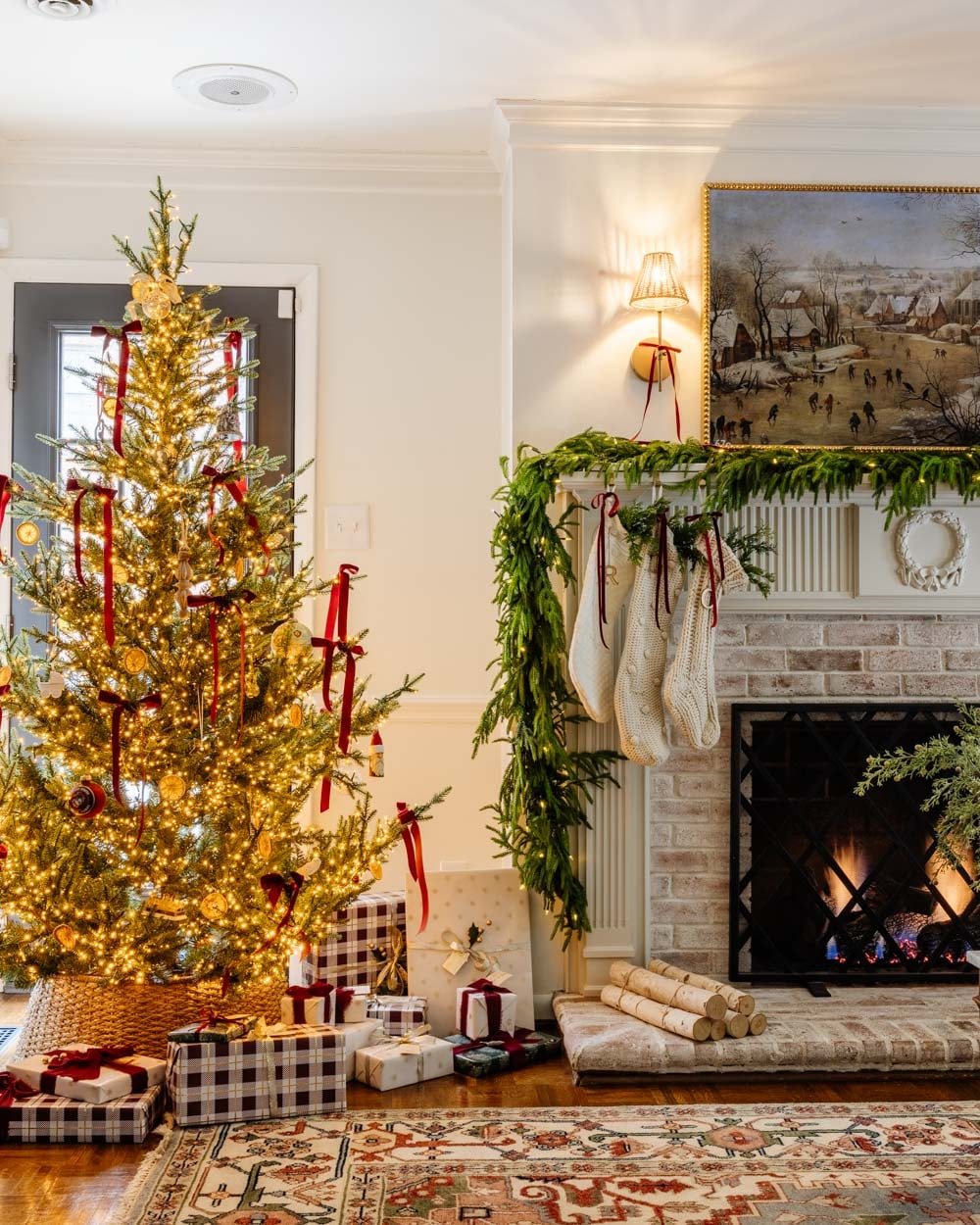 modern traditional colonial christmas home tour living room