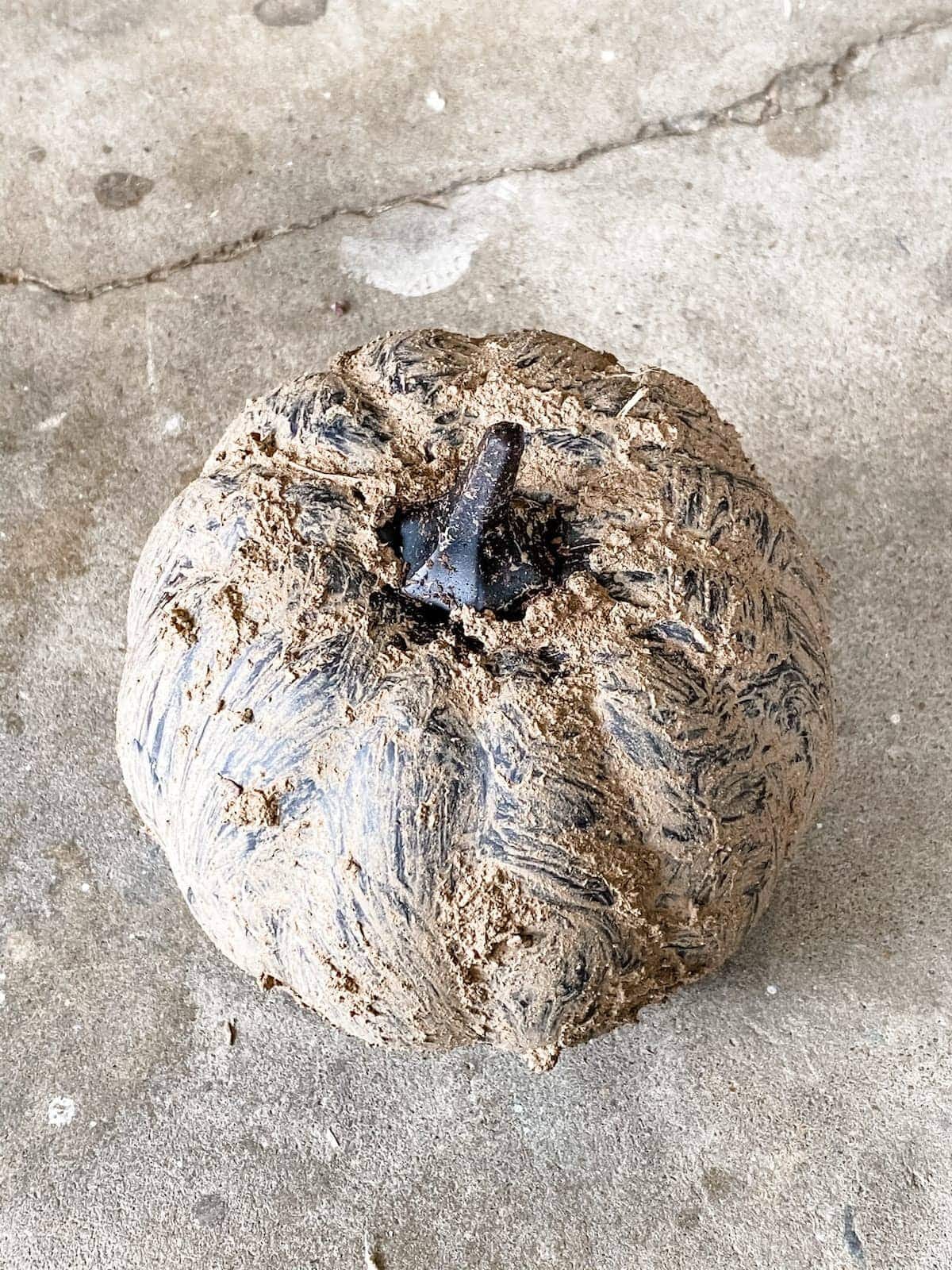 black earthenware pumpkin painting technique