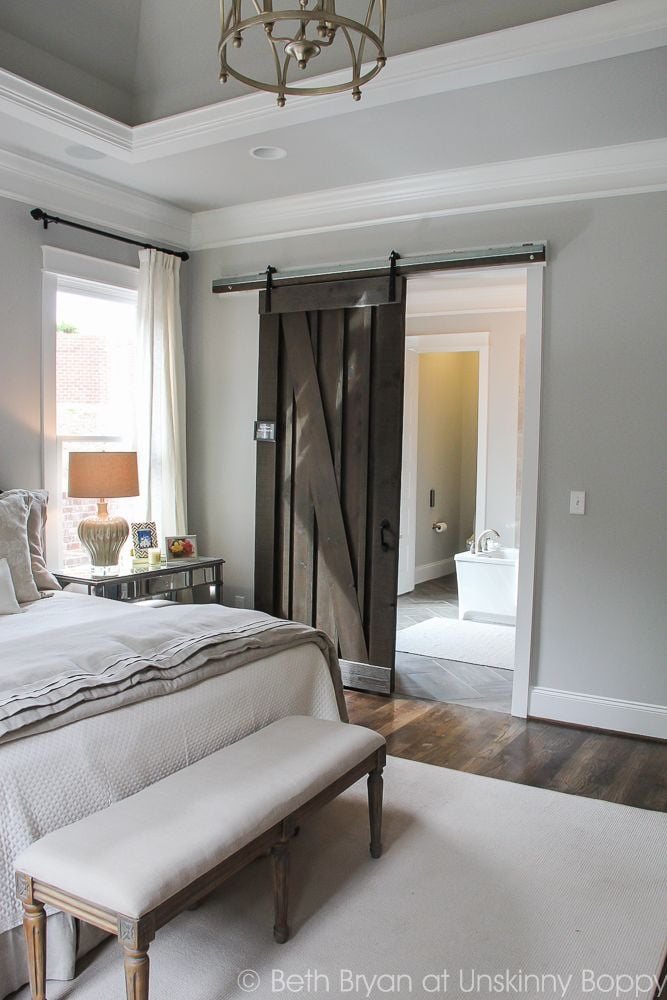 Modern Rustic Master Bedroom Design Plan | www.unigumushane.com | barn door