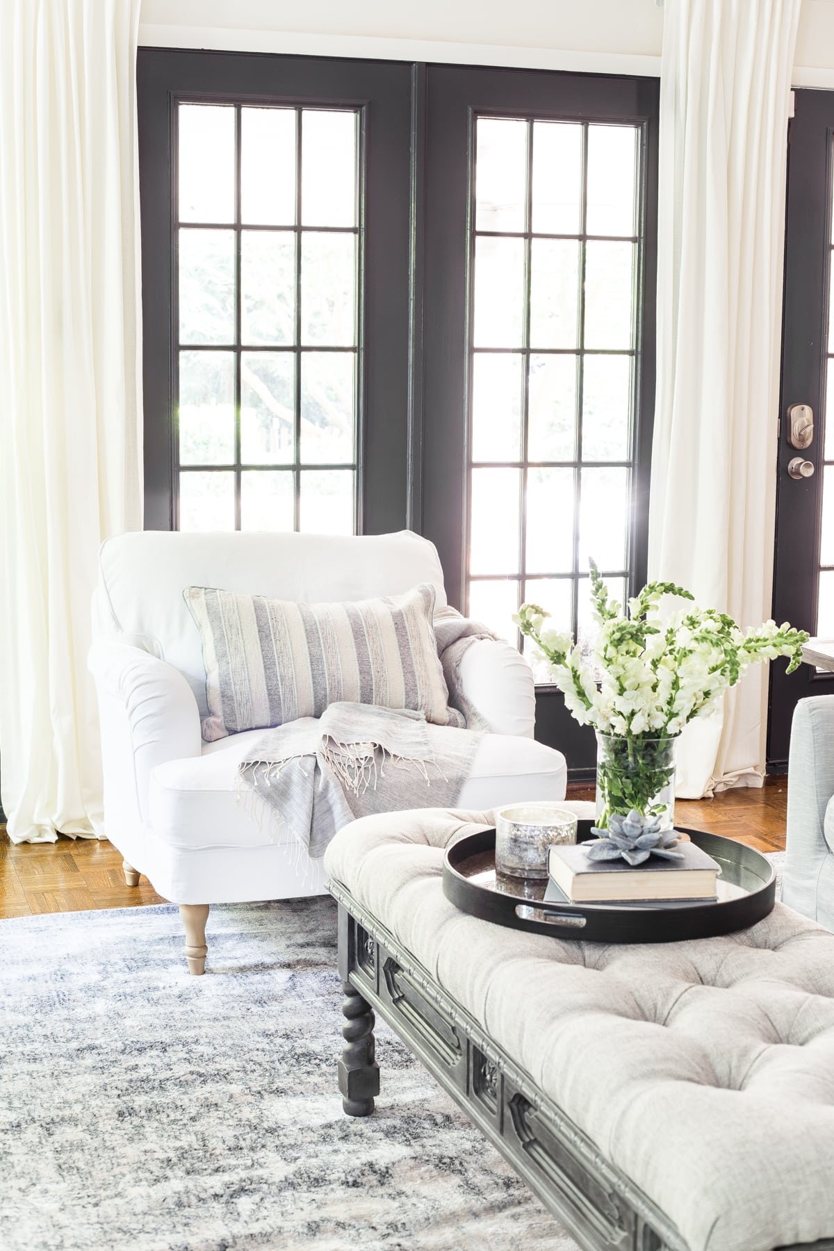 Black and white living room