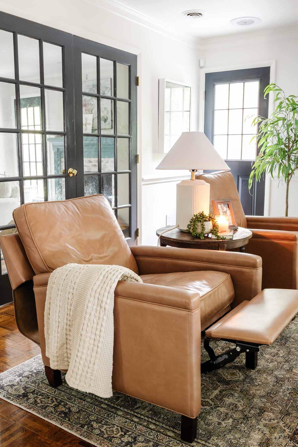 pottery barn recliner leather Tyler square arm