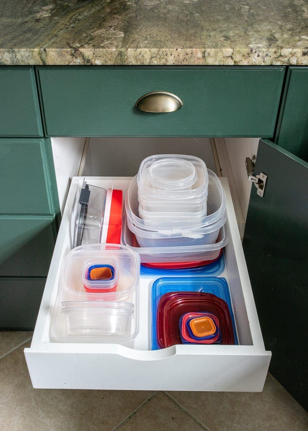 Kitchen Organization Makeover | Tupperware Drawer Organization