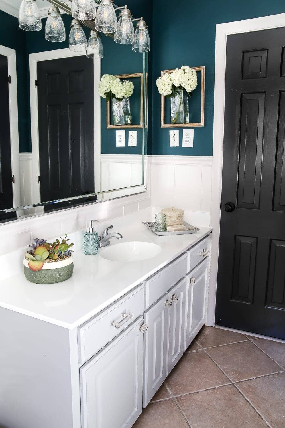 Painted Cabinet Bathroom Update | unigumushane.com - A dated cabinet gets a refresh with Benjamin Moore Coventry Gray for an inexpensive bathroom update. #cabinetpainting #homeimprovement #bathroom