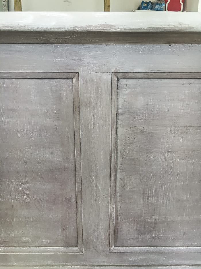 Painted Weathered Wood Bed Makeover | unigumushane.com - A thrifted bed gets a painted weathered wood Restoration Hardware look with no messy furniture stripping and in 3 quick steps.