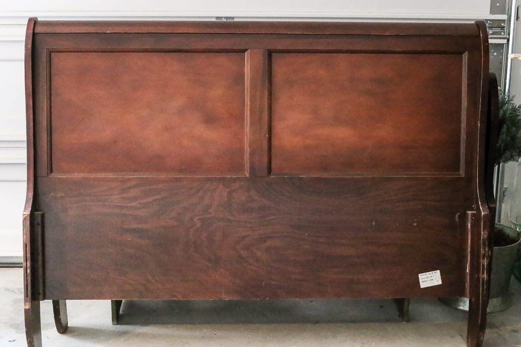 Painted Weathered Wood Bed Makeover | unigumushane.com - A thrifted bed gets a painted weathered wood Restoration Hardware look with no messy furniture stripping and in 3 quick steps.
