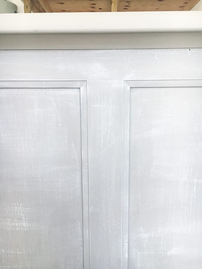 Painted Weathered Wood Bed Makeover | unigumushane.com - A thrifted bed gets a painted weathered wood Restoration Hardware look with no messy furniture stripping and in 3 quick steps.