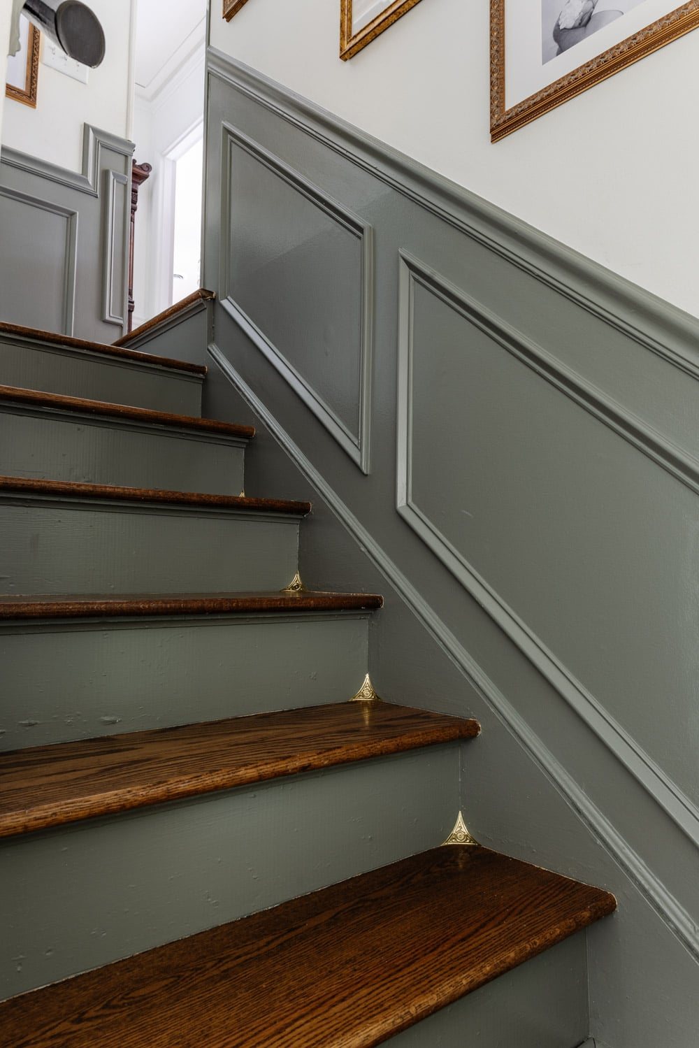Why You Should Add Dust Corners to Your Stairs